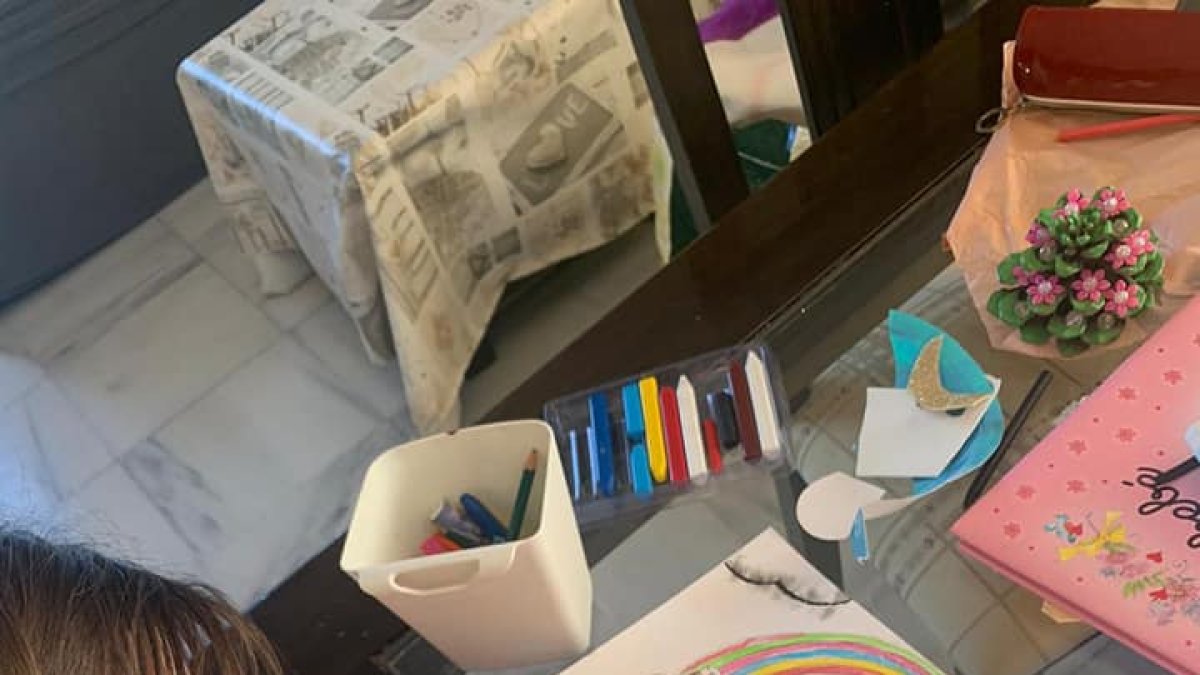 Los niños de varios países enviaron sus trabajos para que sean parte de la muestra.