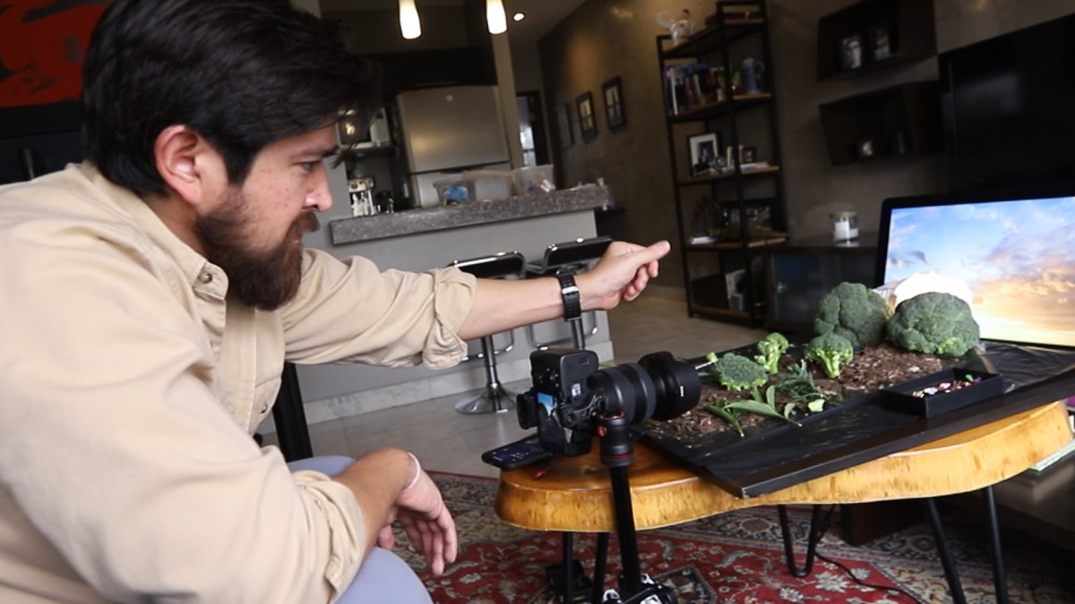 Este amante de los viajes se vio obligado a buscar otra forma de transportarse por el mundo en época de pandemia.