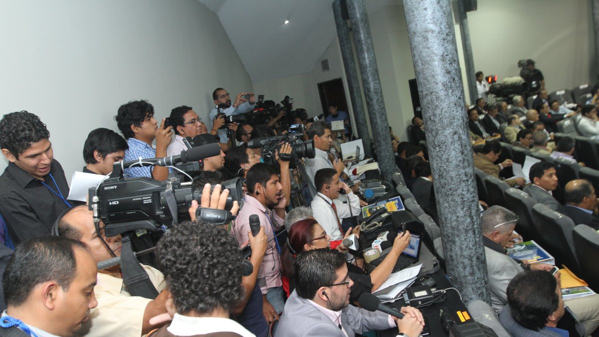 Los medios de comunicación fueron vigilados por la extinta Superintendencia de Comunicación.