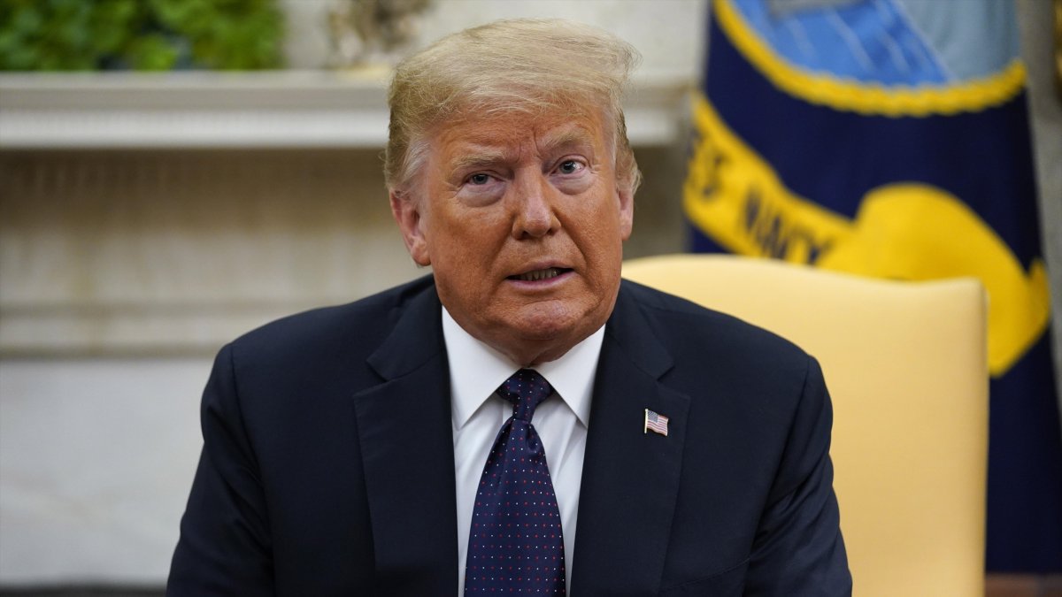 Donald Trump hizo que baje la tasa de interés.