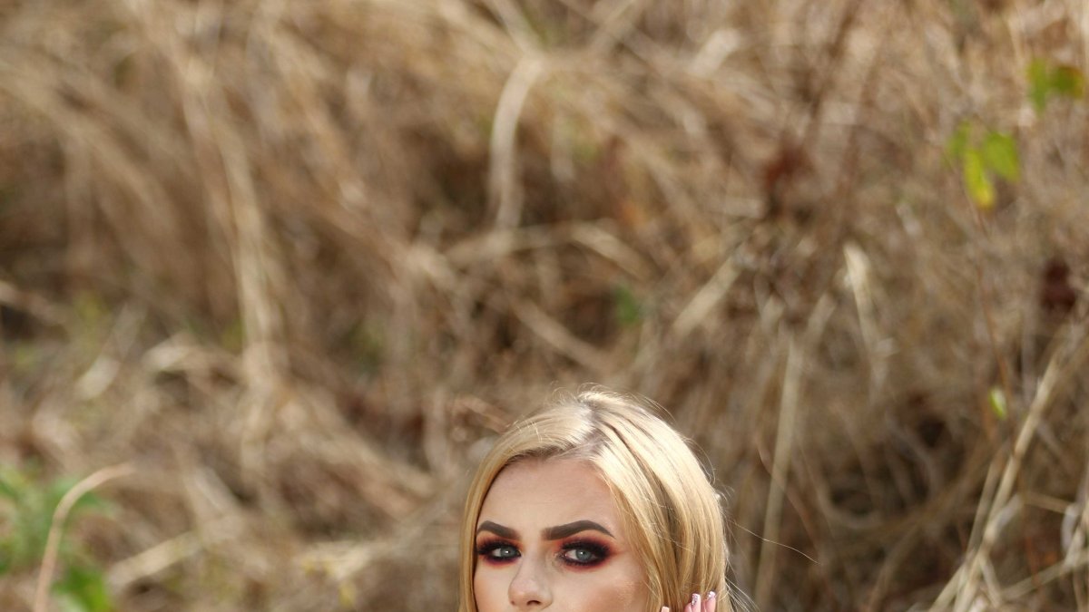 En julio visitará a su familia.