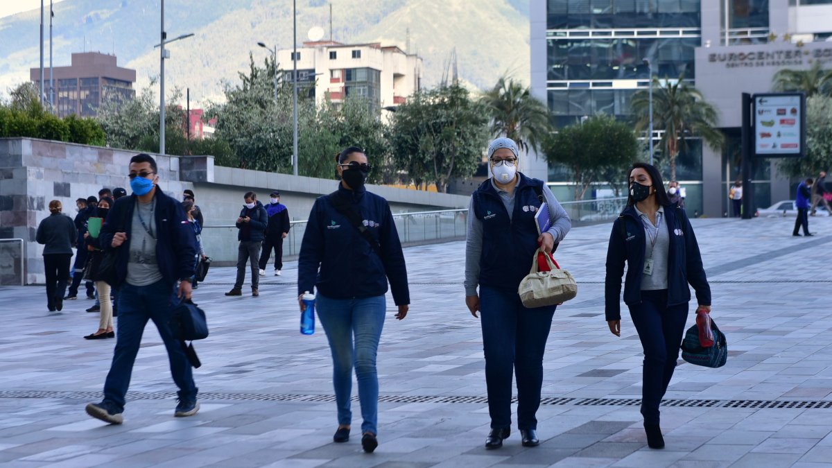 El sector público retoma actividades en la capital