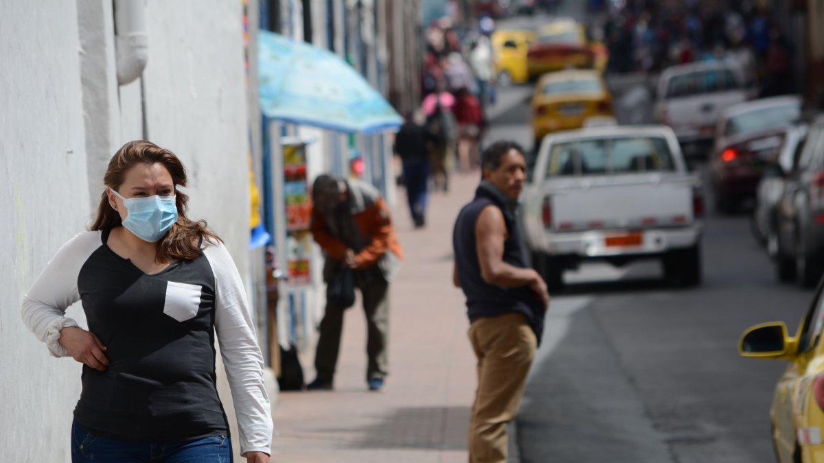 La aglomeraciones aún son comunes en varias ciudades del país durante las horas en las que no rige el toque de queda.