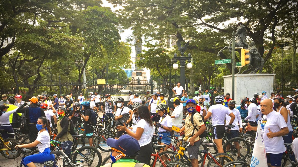 Actividad. La jornada contó con la participación de aproximadamente 500 ciclistas.