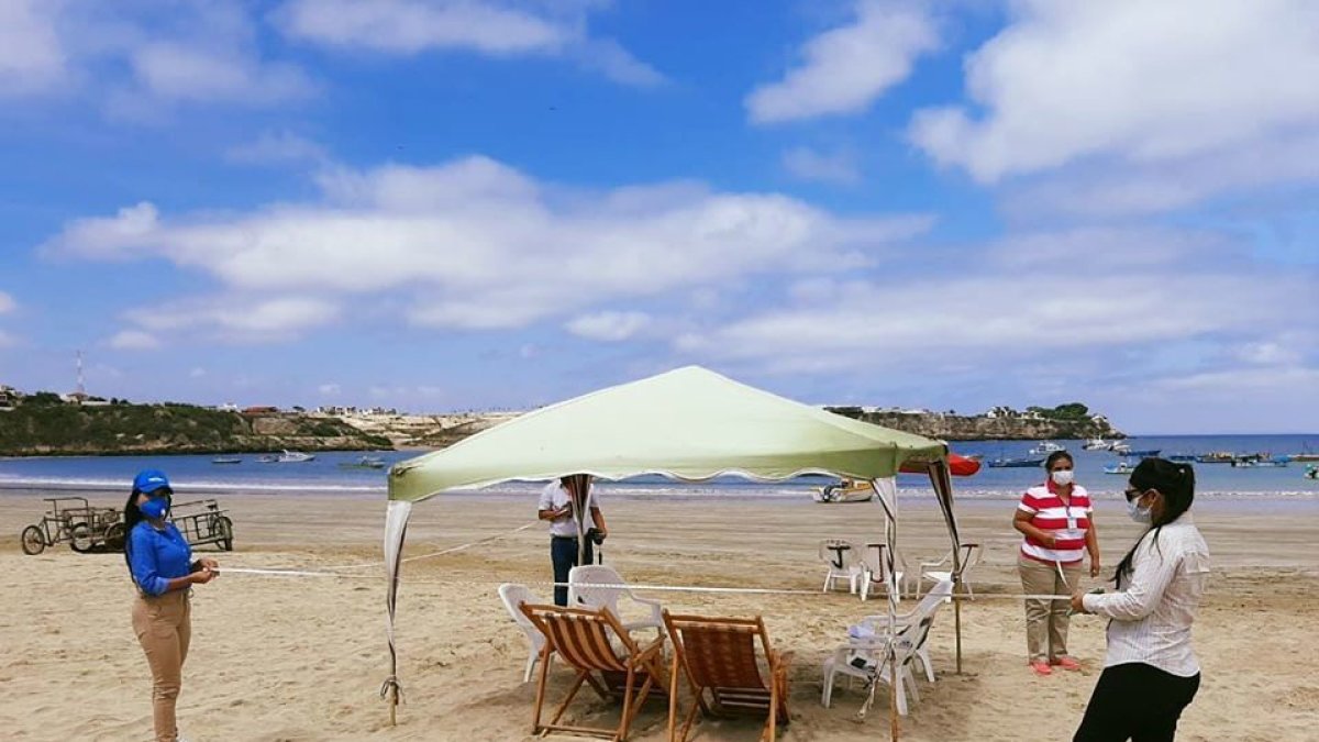 En las playas de Ayangue se efectuó la señalización de espacios.