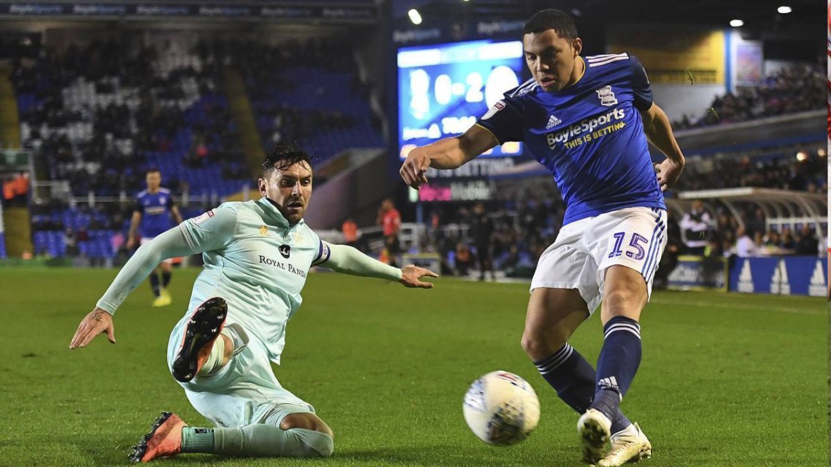 Jefferson Montero cerró su ciclo en el fútbol inglés y ahora analiza su futuro