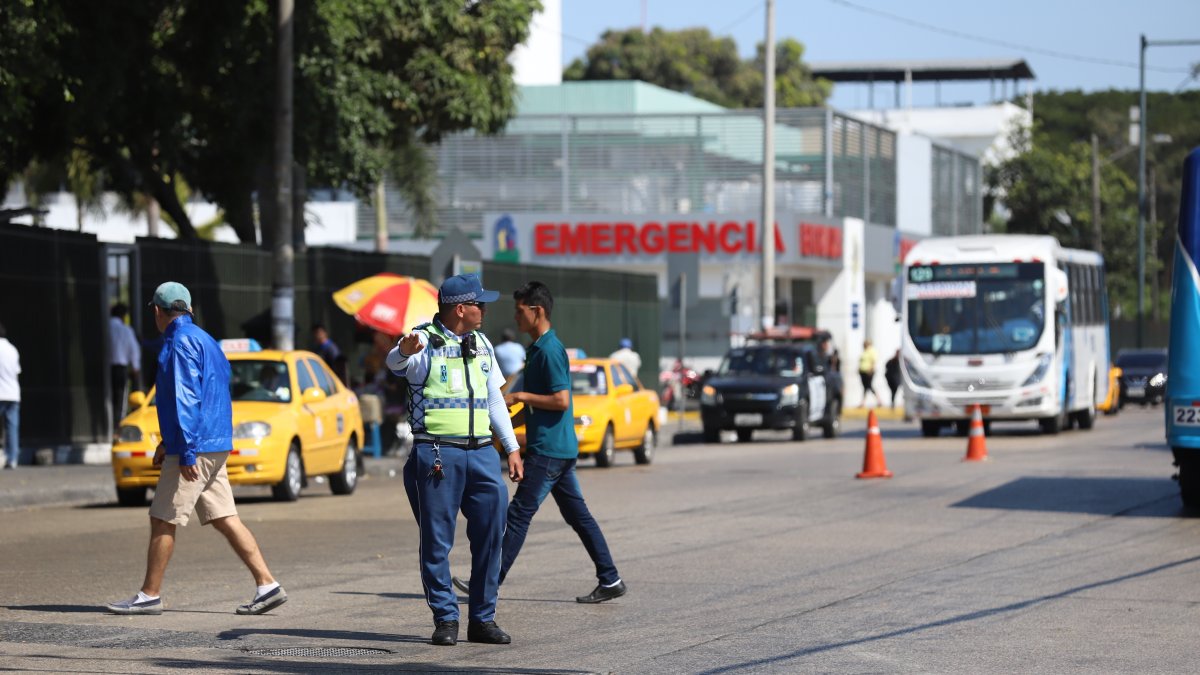 Hecho. En la calle García Moreno, frente al área de Emergencias del Teodoro Maldonado, los incidentes han sido recurrentes.