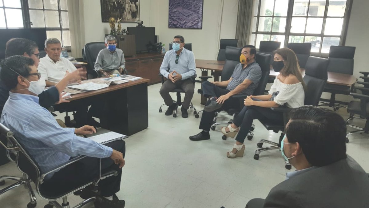 Reunión. Se llevó a cabo al término de la tarde del pasado 2 de julio en el Municipio de Guayaquil.