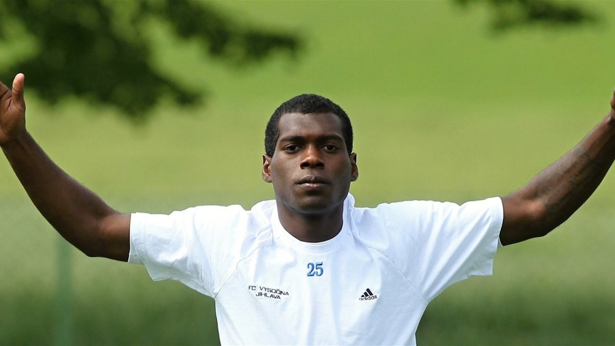 El delantero ecuatoriano Augusto Batioja (18), es una de las figuras de su equipo, el Viktoria Zizkov de República Checa.