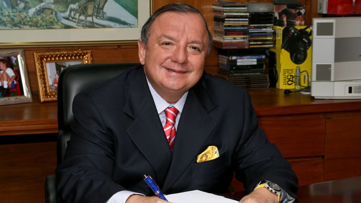 Álvaro Noboa nació el 21 de noviembre de 1950