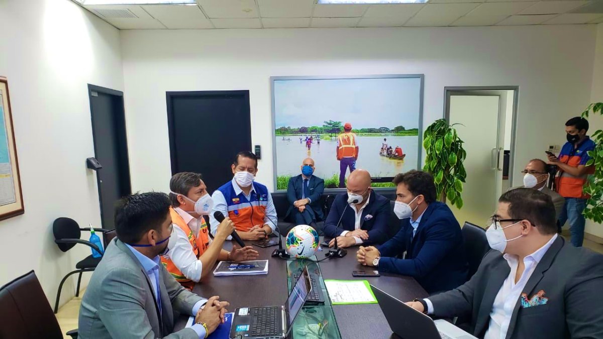 Miguel Ángel Loor, presidente de LigaPro, durante la reunión de hoy en el COE Nacional.