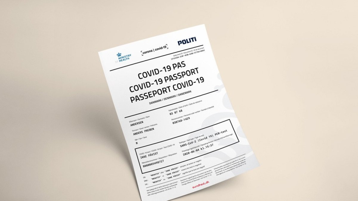 En el caso de los menores de 15 años, serán los tutores legales los encargados de pedirlo.