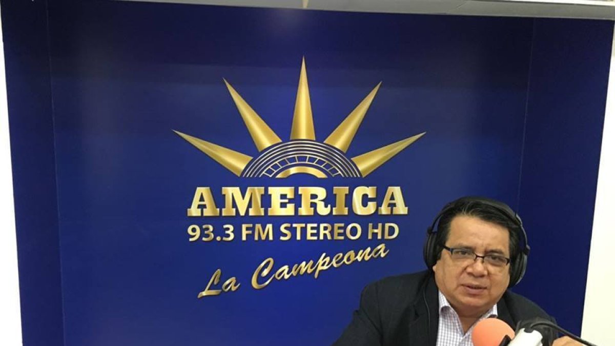 Desde hace cinco años trabaja en esa emisora.