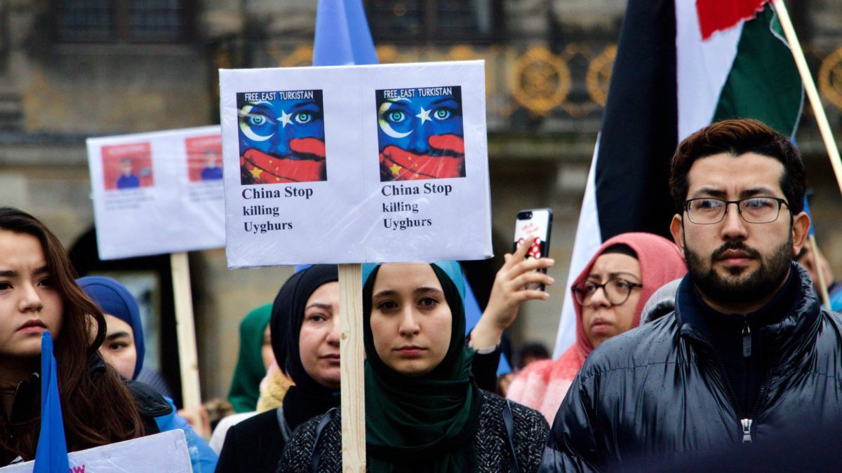 AMSTERDAM. Los uigures en el exilio se movilizan contra Pekín para buscar a sus familiares.