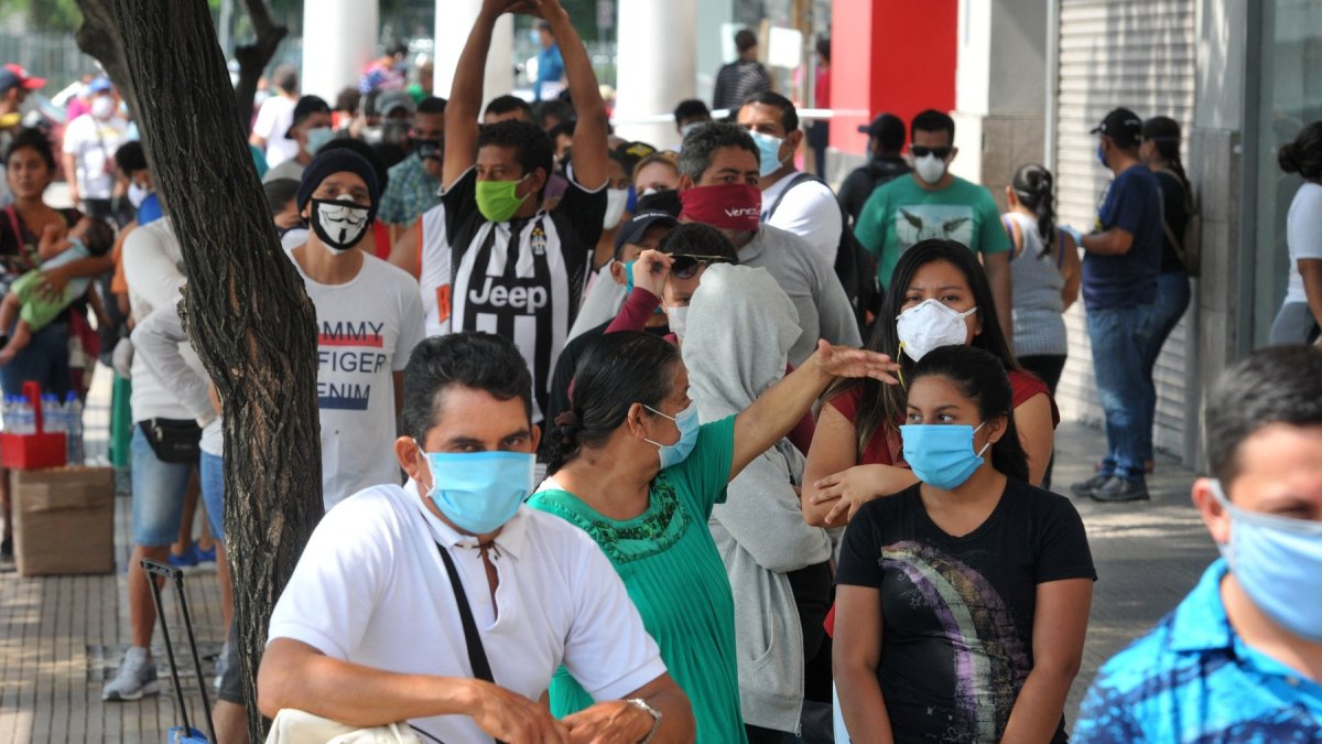 De las 24 provincias de Ecuador, Guayas, encabeza la lista de mayor número de casos.