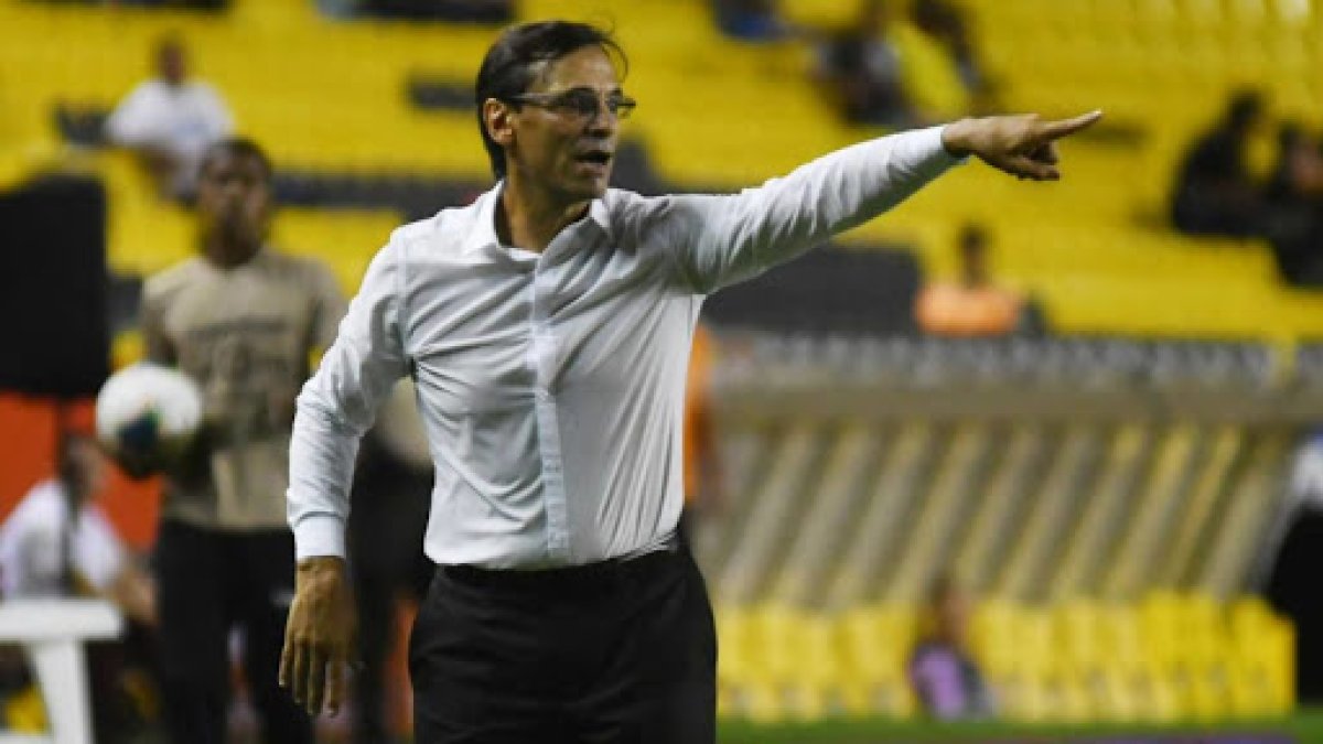 Fabián Bustos, director técnico de Barcelona.