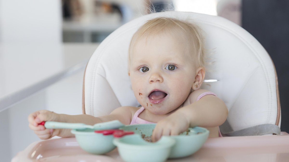 Esta actividad es ideal para bebés de 6 a 18 meses.