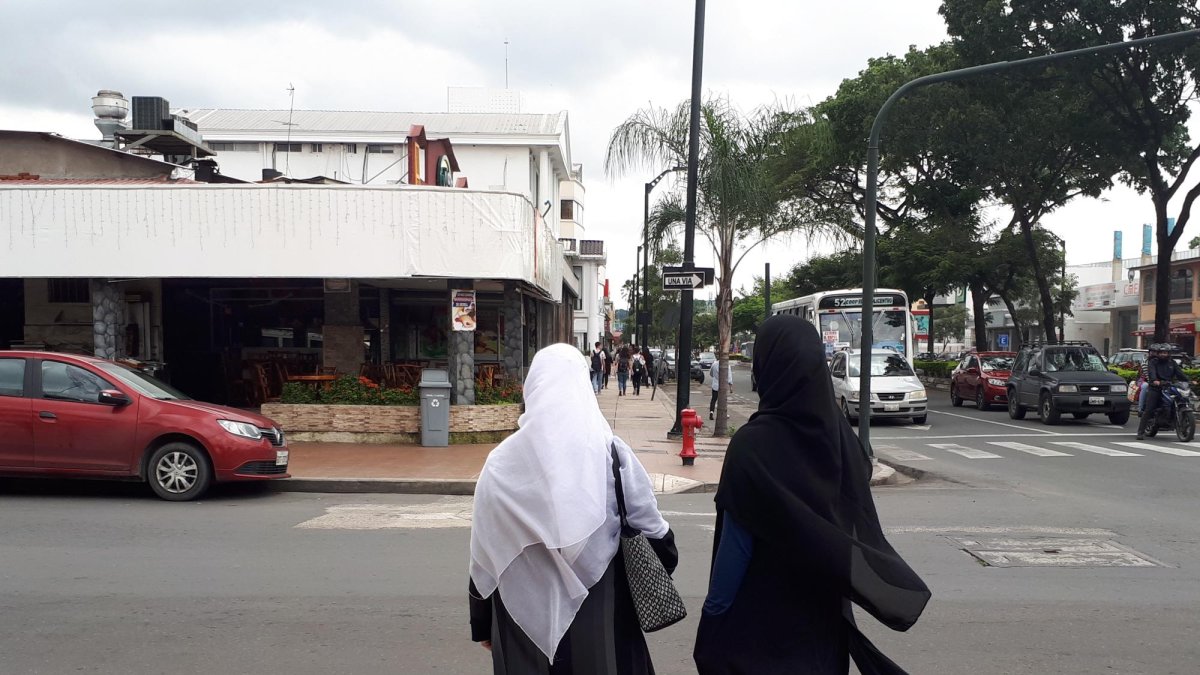 Sector. La calle Guayacanes de Urdesa. 