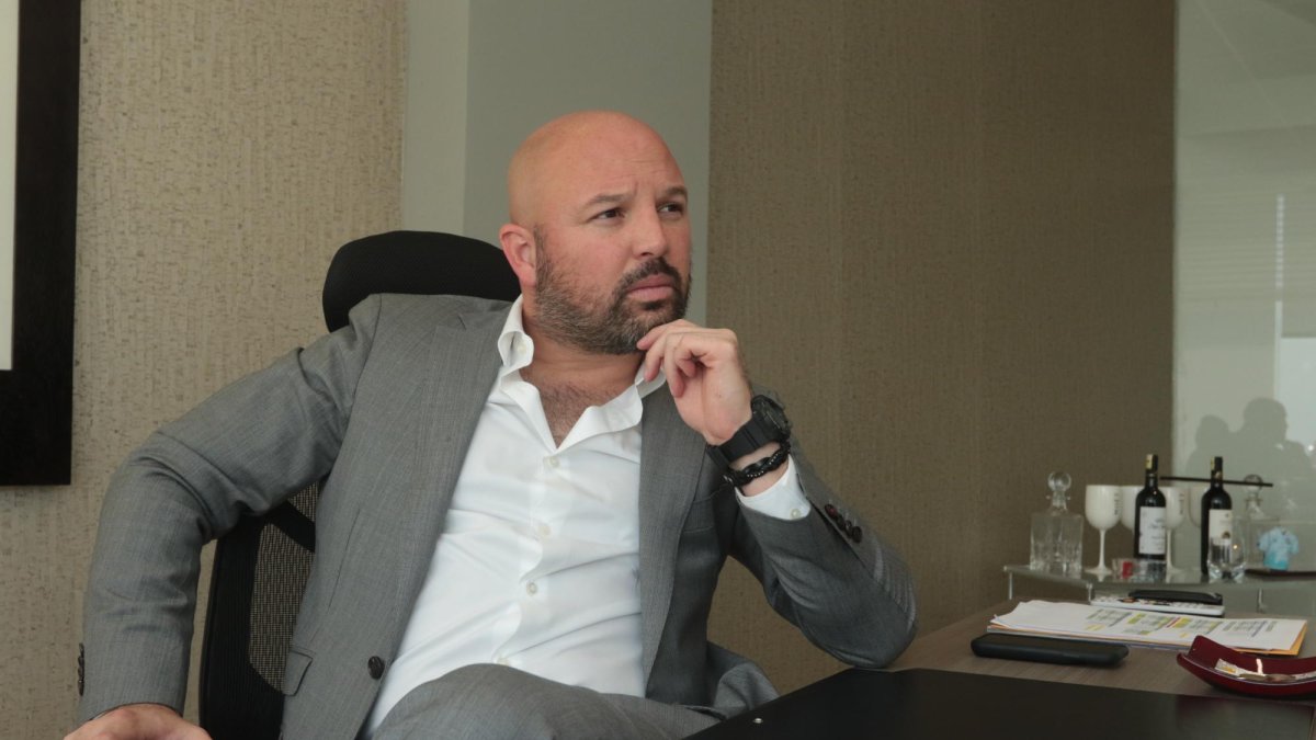 Abogado. Loor ha señalado que los millones que recibió fueron por los servicios jurídicos que habría dado a Foglocons