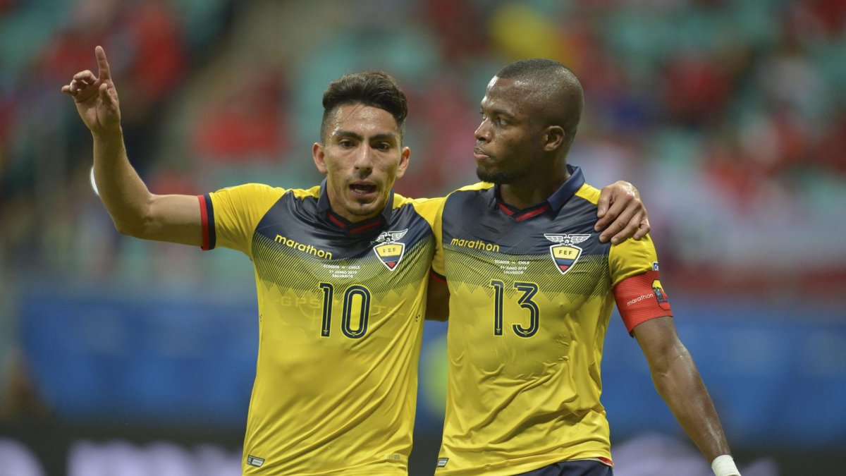 Ángel Mena (i) y Enner Valencia serán dos de los jugadores con más recorrido que tendrá la Tri en el Mundial de Qatar.