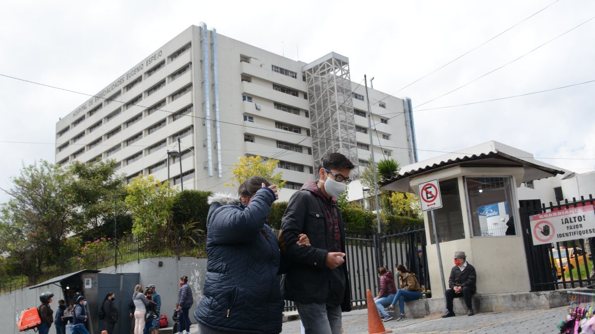 Quito registra 10.208 casos confirmados del nuevo virus.