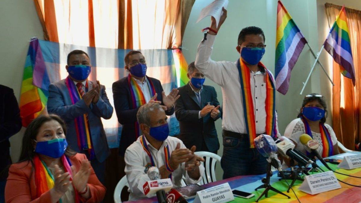 La dirigencia de Pachakutik en la Costa apoya la precandidatura presidencial de Yaku Pérez, mientras que la dirigencia de Cotopaxi apoya la de Leonidas Iza.