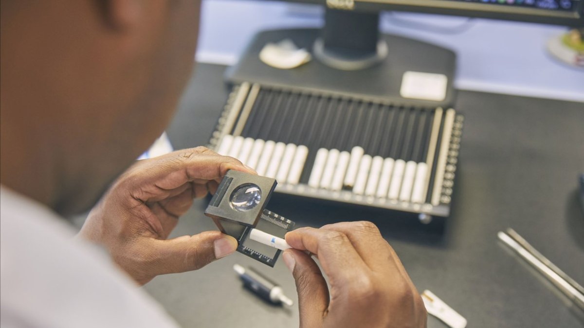 Philip Morris se reconvierte desde el cigarrillo tradicional.