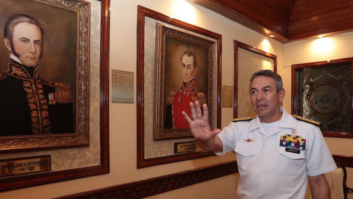 Ascenso. Darwin Jarrín es uno de los tres nuevos contralmirantes de la Armada.