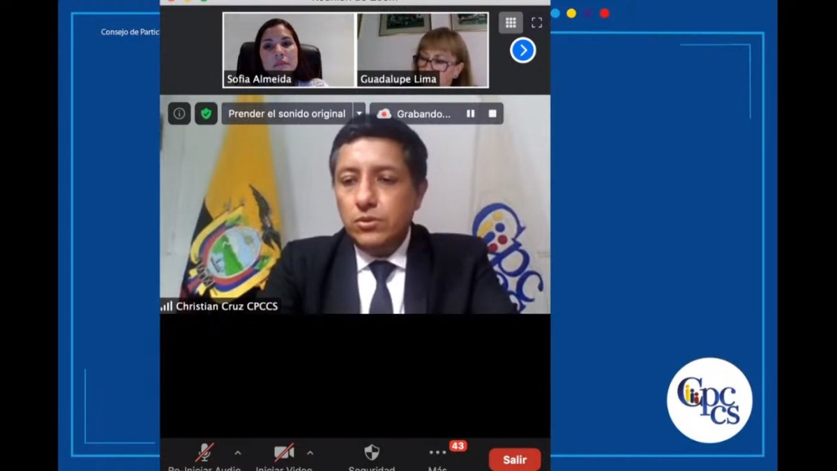 El presidente del CPCCS tiene un c arné que certifica un 81% de discapacidad. El caso es investigado por la Fiscalía General.