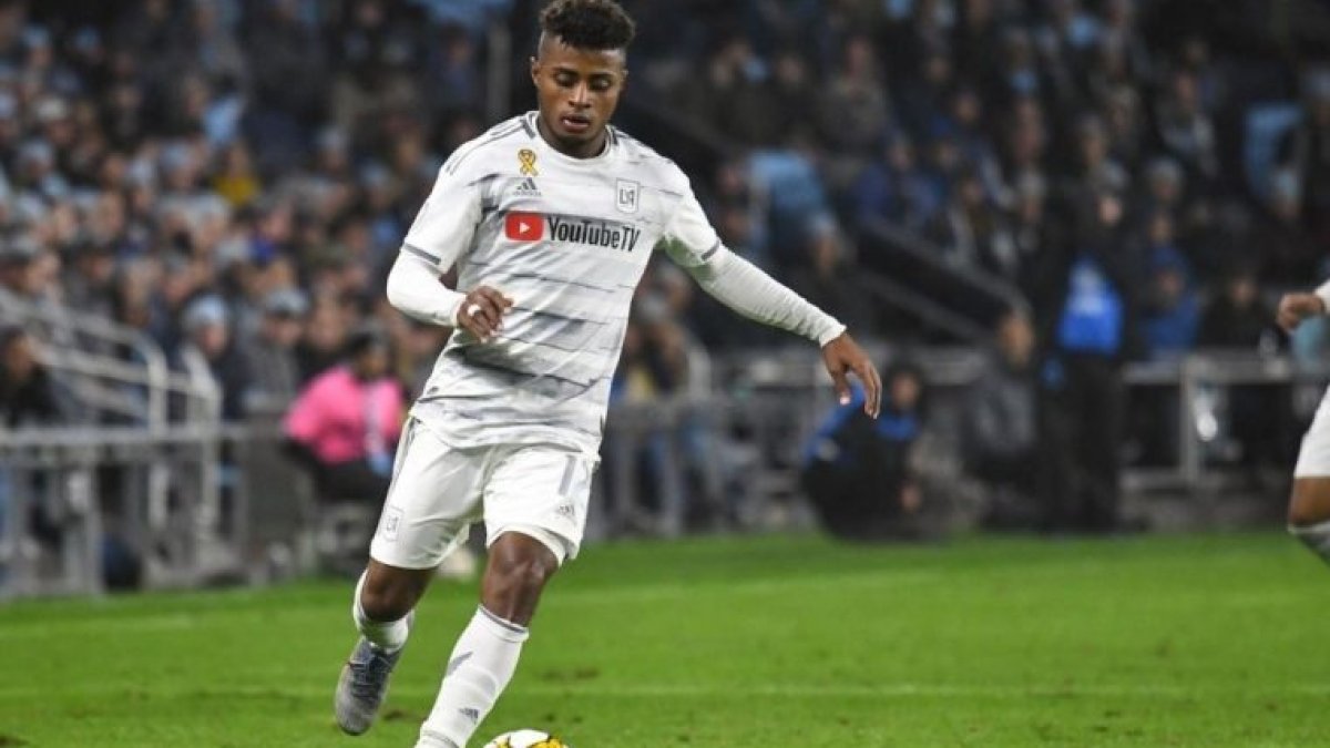 Diego Palacios, marcapunta de LAFC, estuvo desde el inicio en la caída de su conjunto.