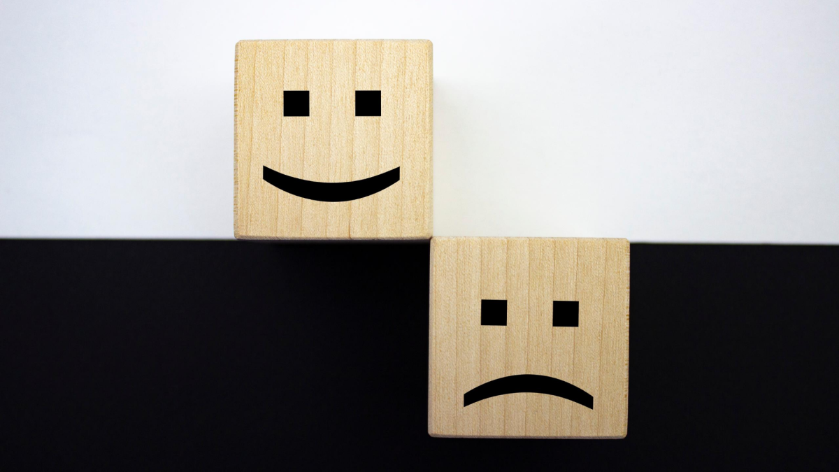 Positividad tóxica es el término con el que se describe la tendencia a enfocarse exclusivamente en los aspectos positivos, evadiendo emociones menos agradables.