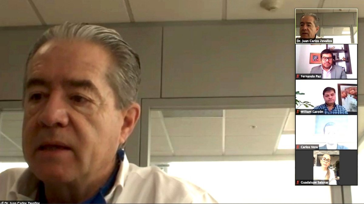 Actor. El ministro Juan Carlos Zevallos asistió a la Comisión de Salud.