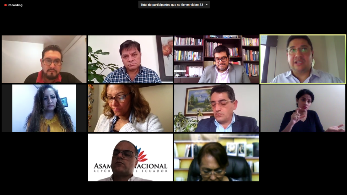 El director del Sistema de pensiones del Instituto Ecuatoriano de Seguridad Social (IESS), José Martínez compareció a la Comisión de Salud