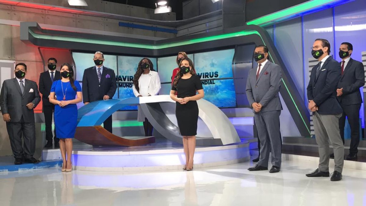 Los comunicadores de RTS grabaron en exteriores y en el estudio.