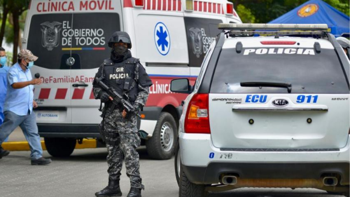 Daniel Salcedo es trasladado a la cárcel de El Inca.