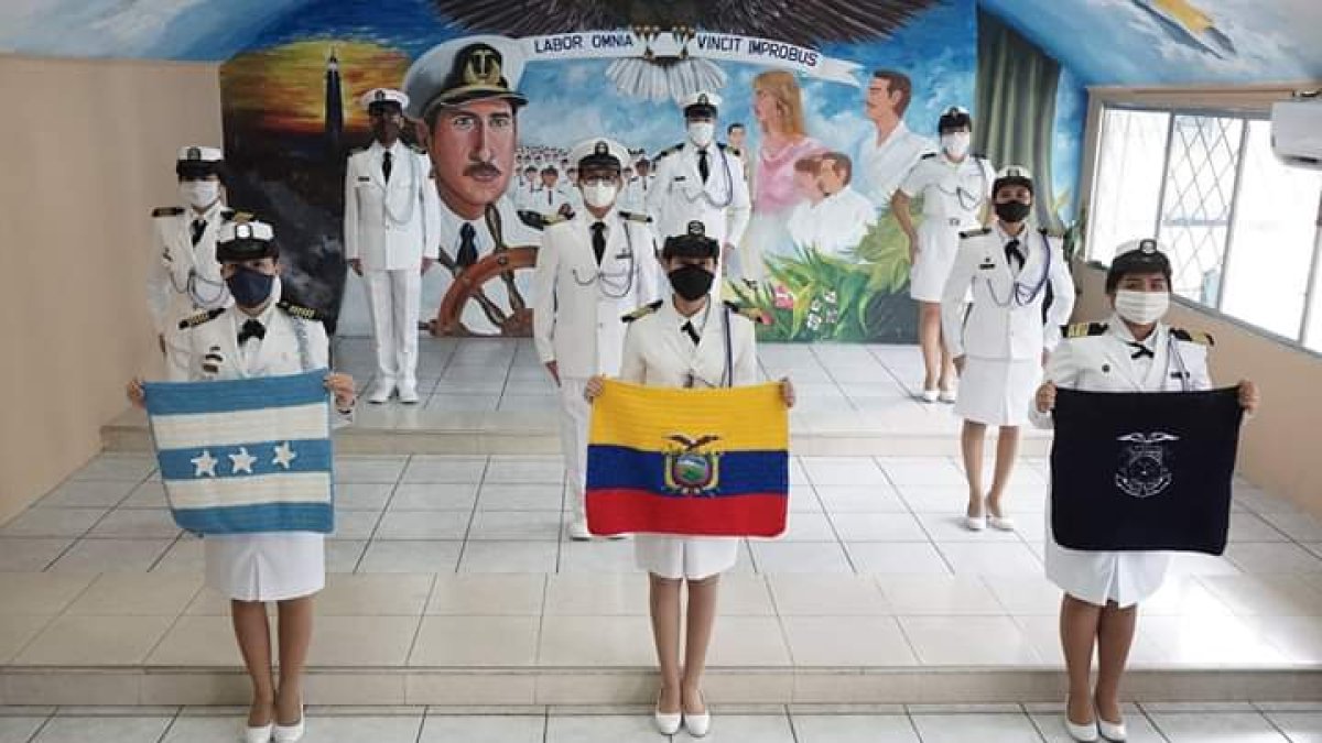 Hecho. Fueron nueve estudiantes que participaron en el programa vía on line.