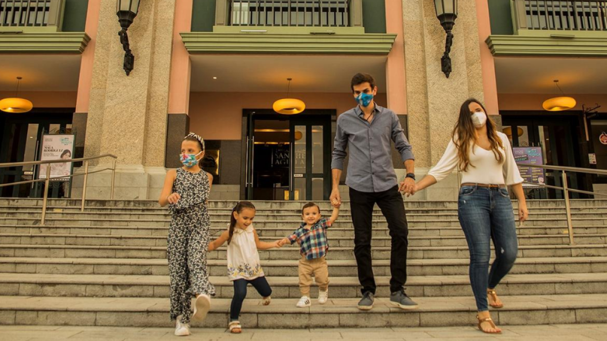 Exteriores del Teatro Sánchez Aguilar.