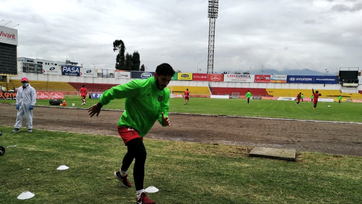 Deportivo Cuenca busca un lugar para reanudar la LigaPro.
