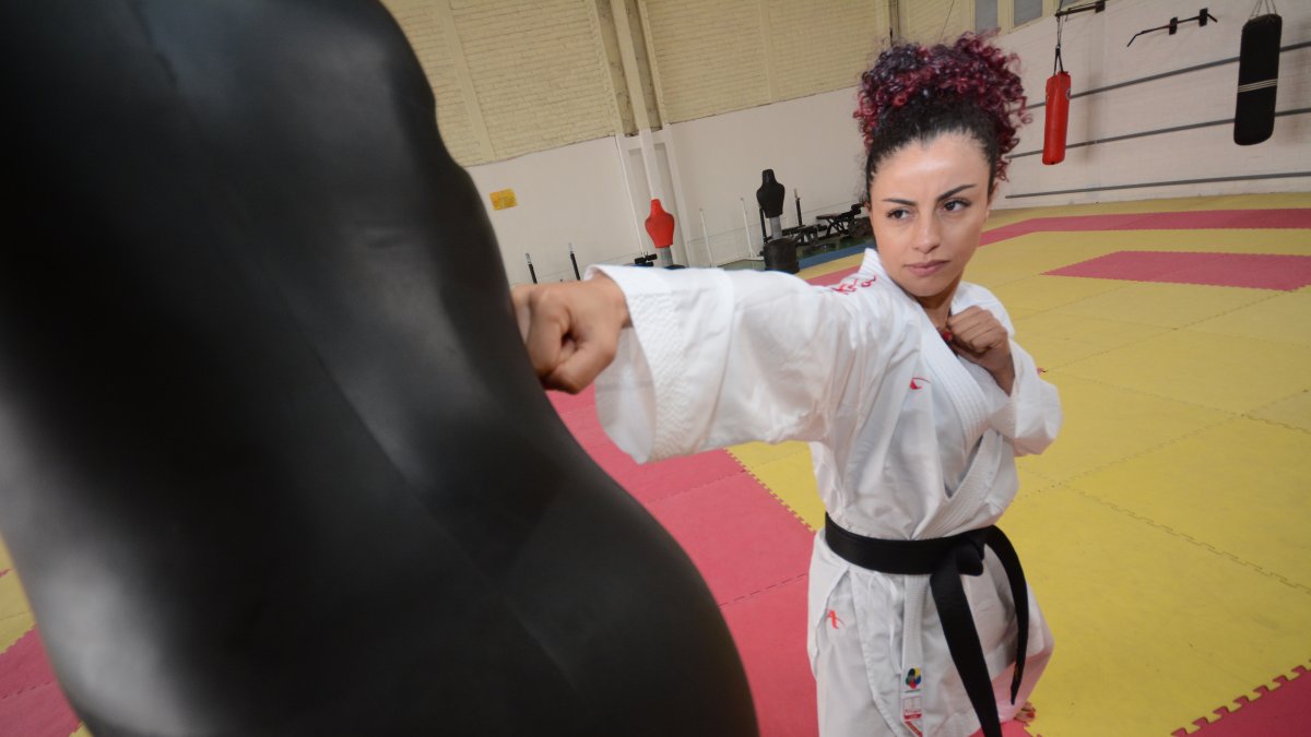 La deportista hasta marzo de este año mantuvo torneos y concentrados. Participó en cuatro citas puntuables para los Olímpicos, hasta que todo se paralizó.