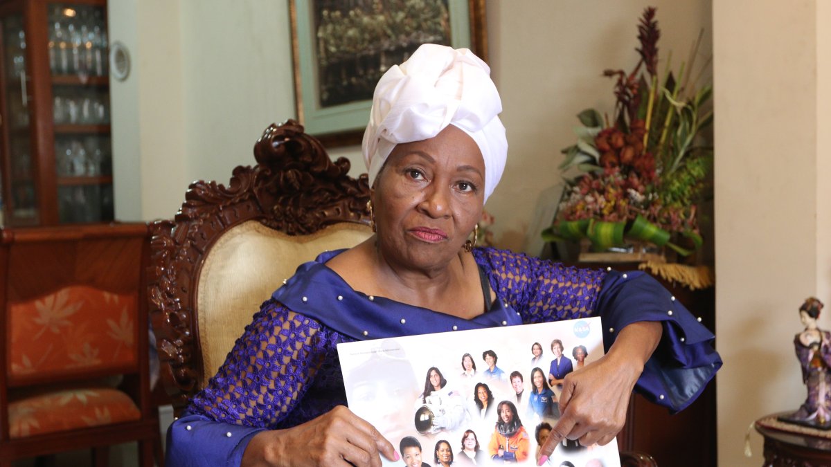 Norma Quiñónez, feminista y escritora guayaquileña afrodescendiente.