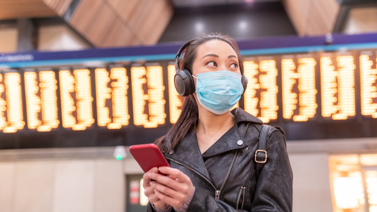 La aplicación aprobada por la OMT permite llevar documentos y registros en el celular.