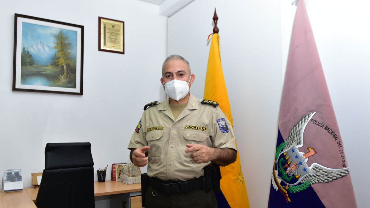 El comandante de la Policía del Distrito Metropolitano de Quito Fausto Salinas.