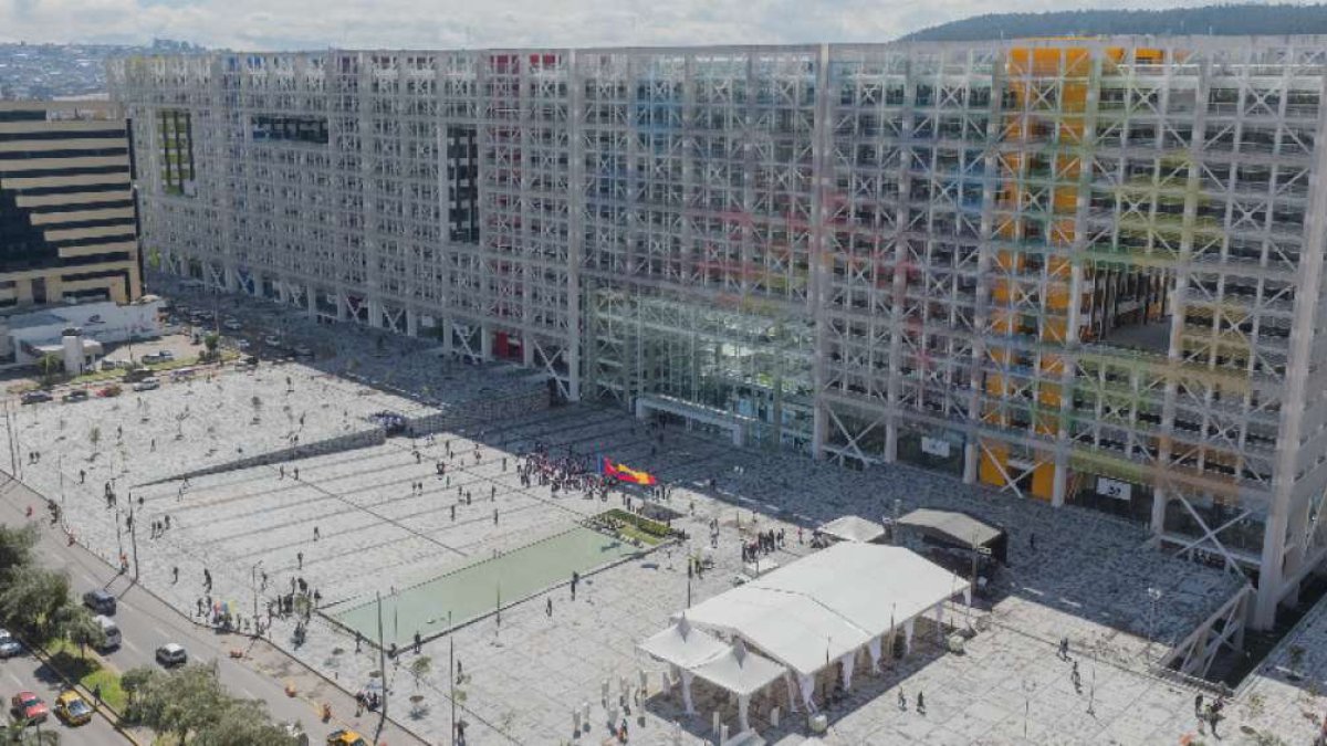 El Ministerio de Economía y Finanzas resaltó los beneficios de la renegociación de la deuda en días pasados.