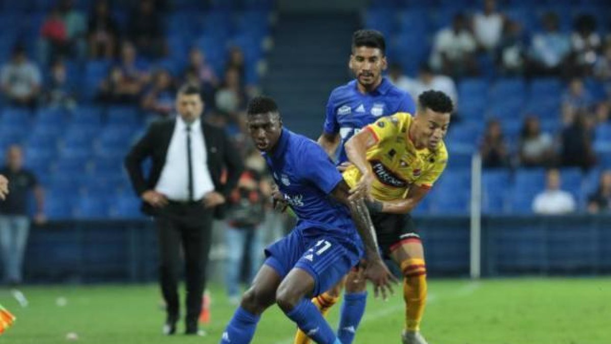 El primer Clásico del Astillero iba a jugarse el sábado  8 de agosto.