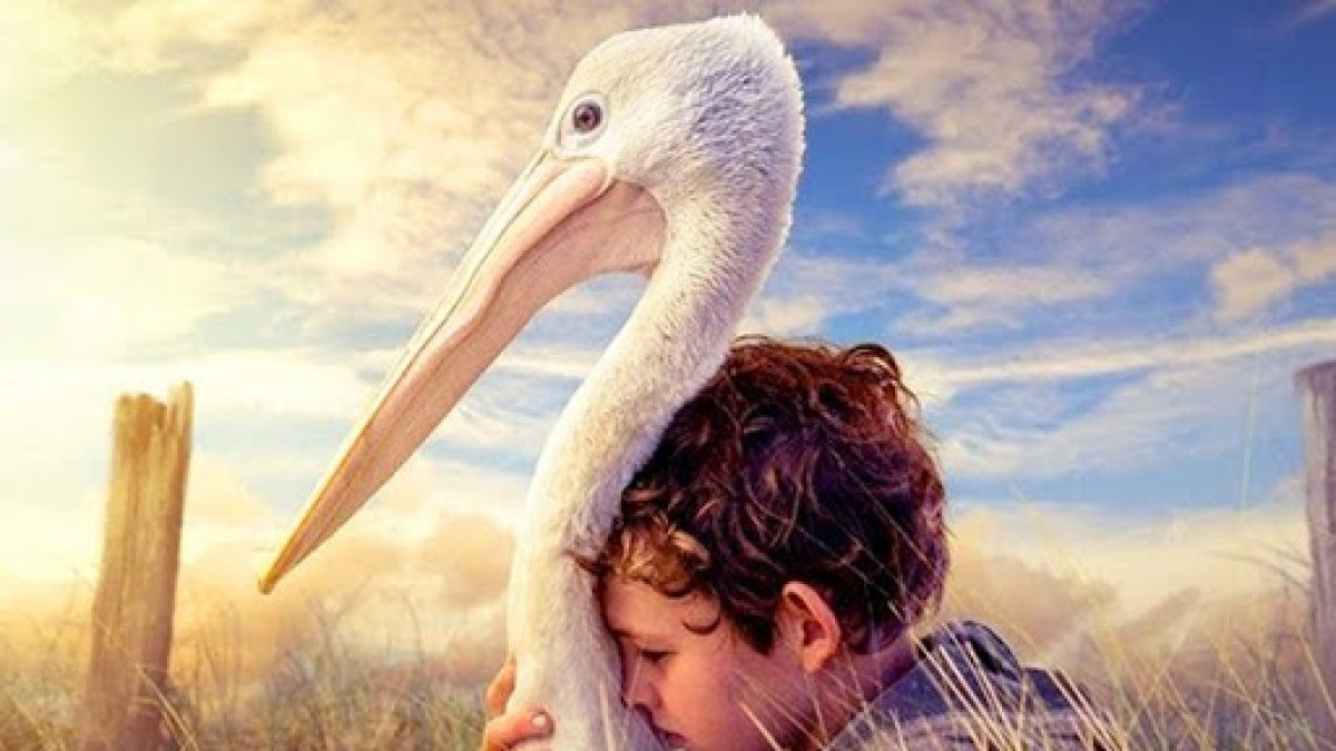 Aunque en ocasiones puede pecar de empalagosa, la cinta contiene un profundo mensaje ecológico.