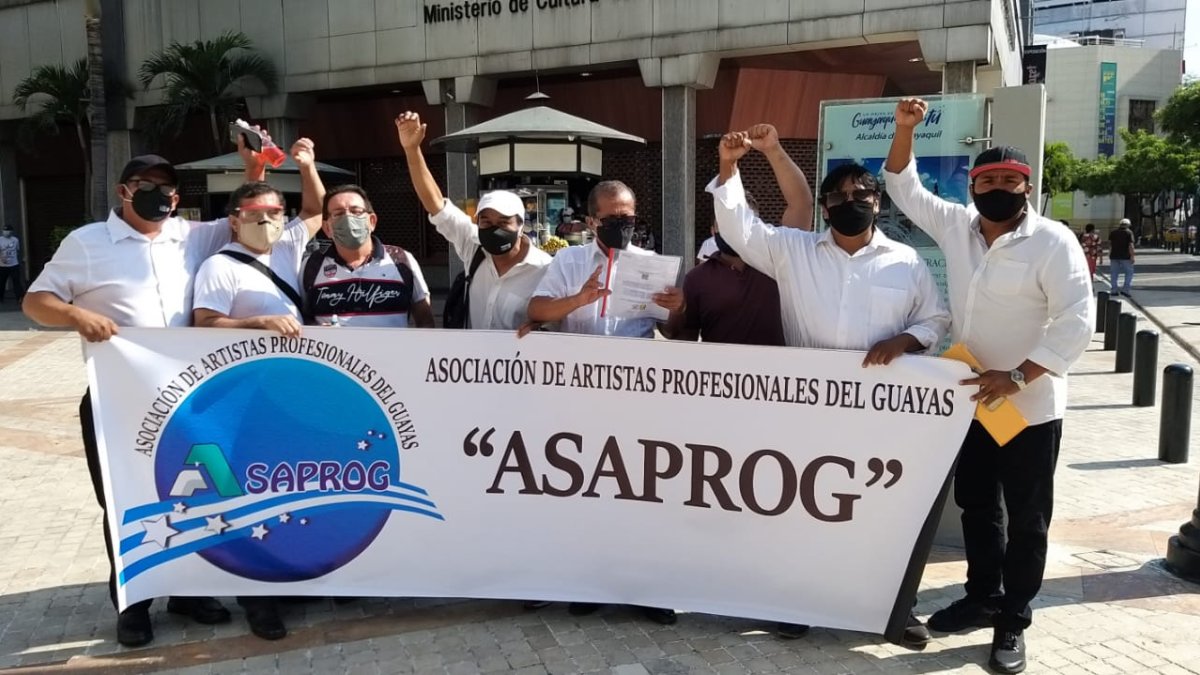 La Asociación de Artistas Profesionales del Guayas, en plantón.