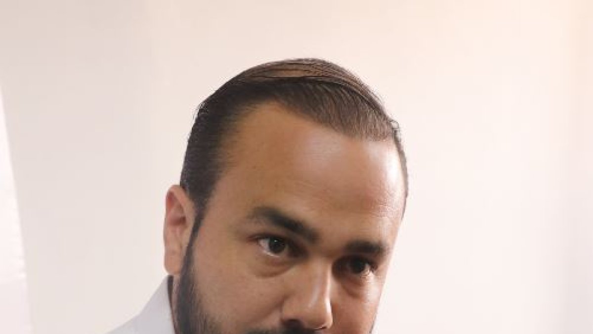 Chonillo es un empresario vinculado a la industria gráfica.