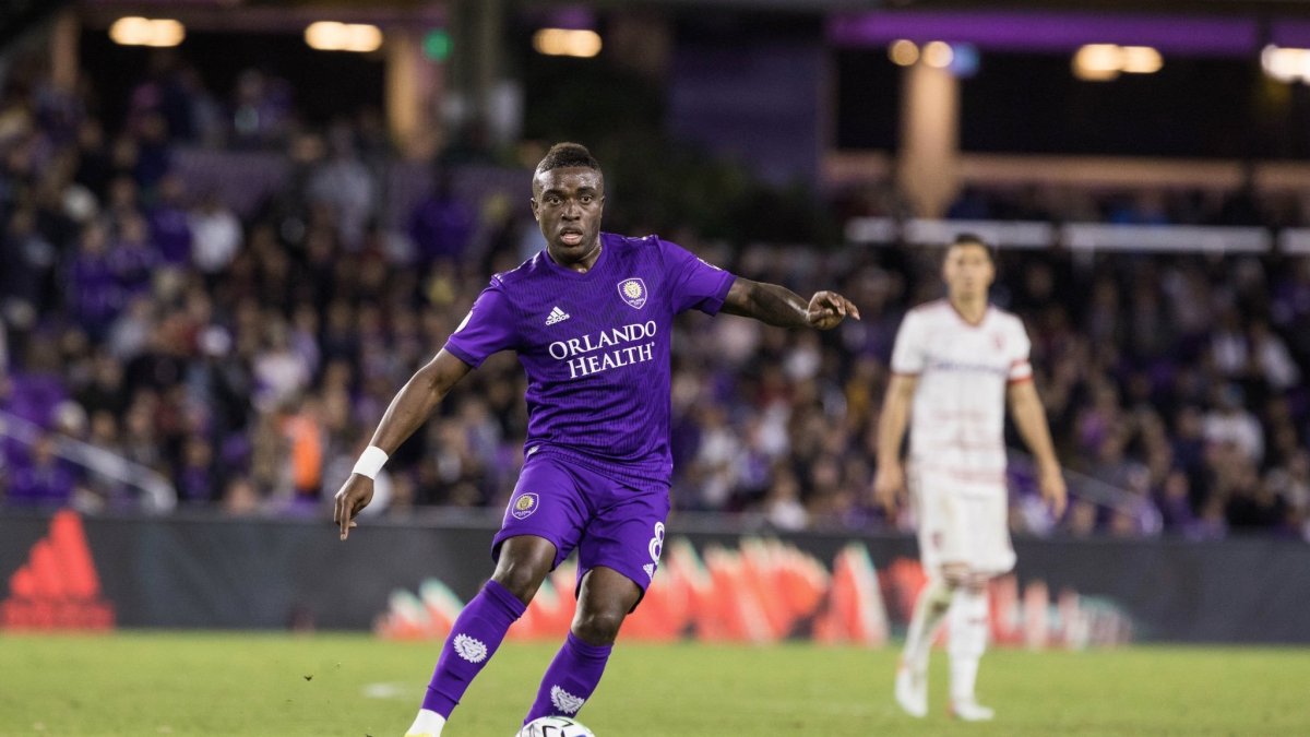 Sebastián Méndez fue titular la mayor parte del partido.