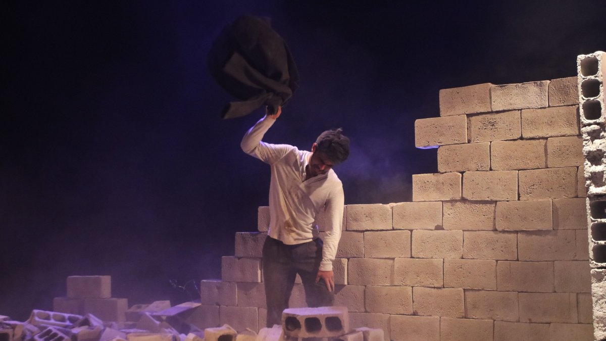 La obra de Franklin Eduardo Mena es parte de la agenda virtual de la Compañía.