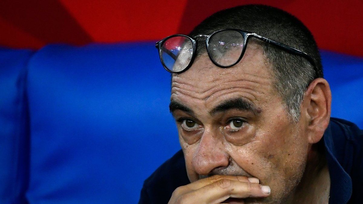 Maurizio Sarri, entrenador italiano, fue cesado de la Juventus, pese a que obtuvo el título de su país.